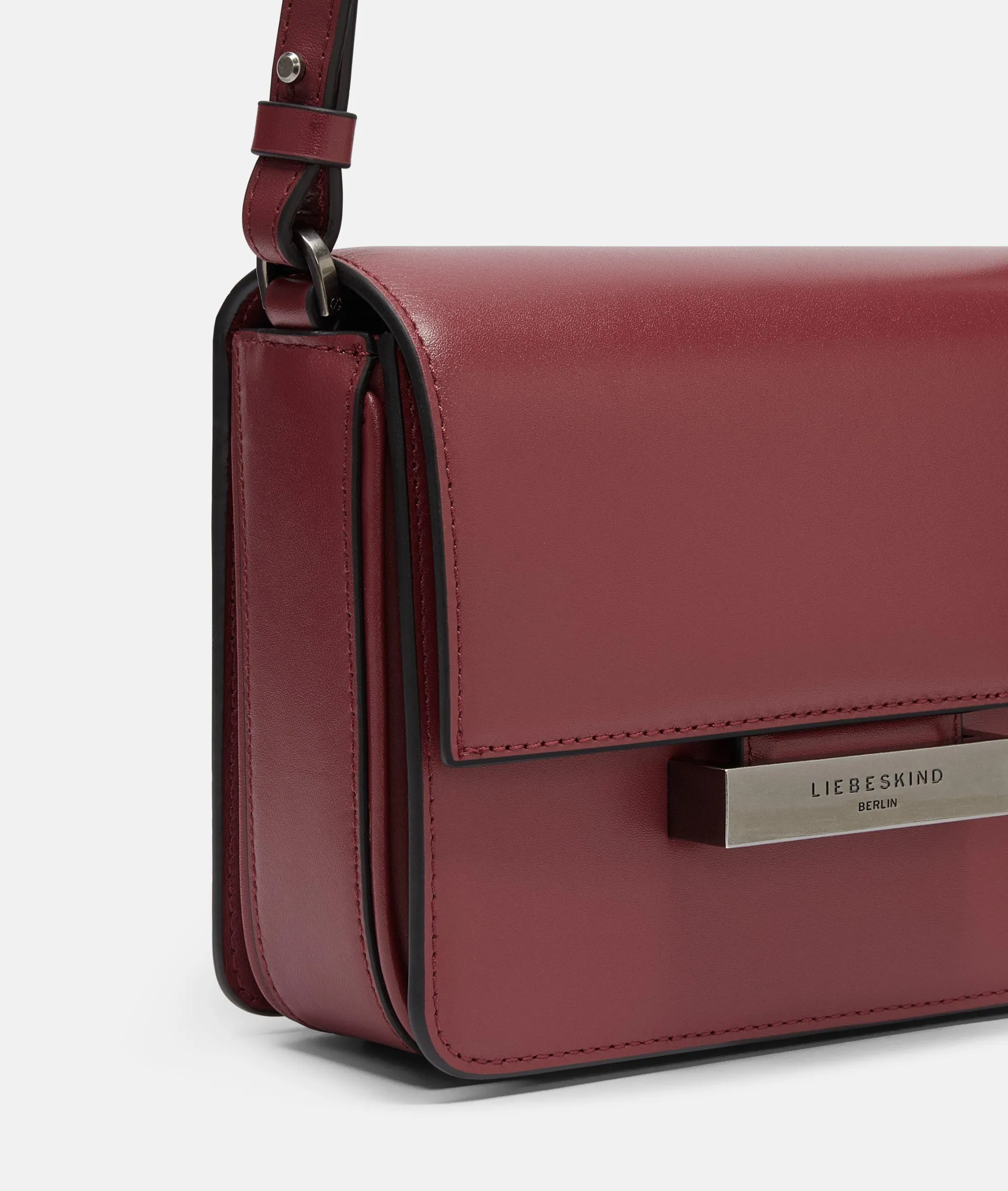 Outlet LIEBESKIND BERLIN Alex Crossbody S bordeaux