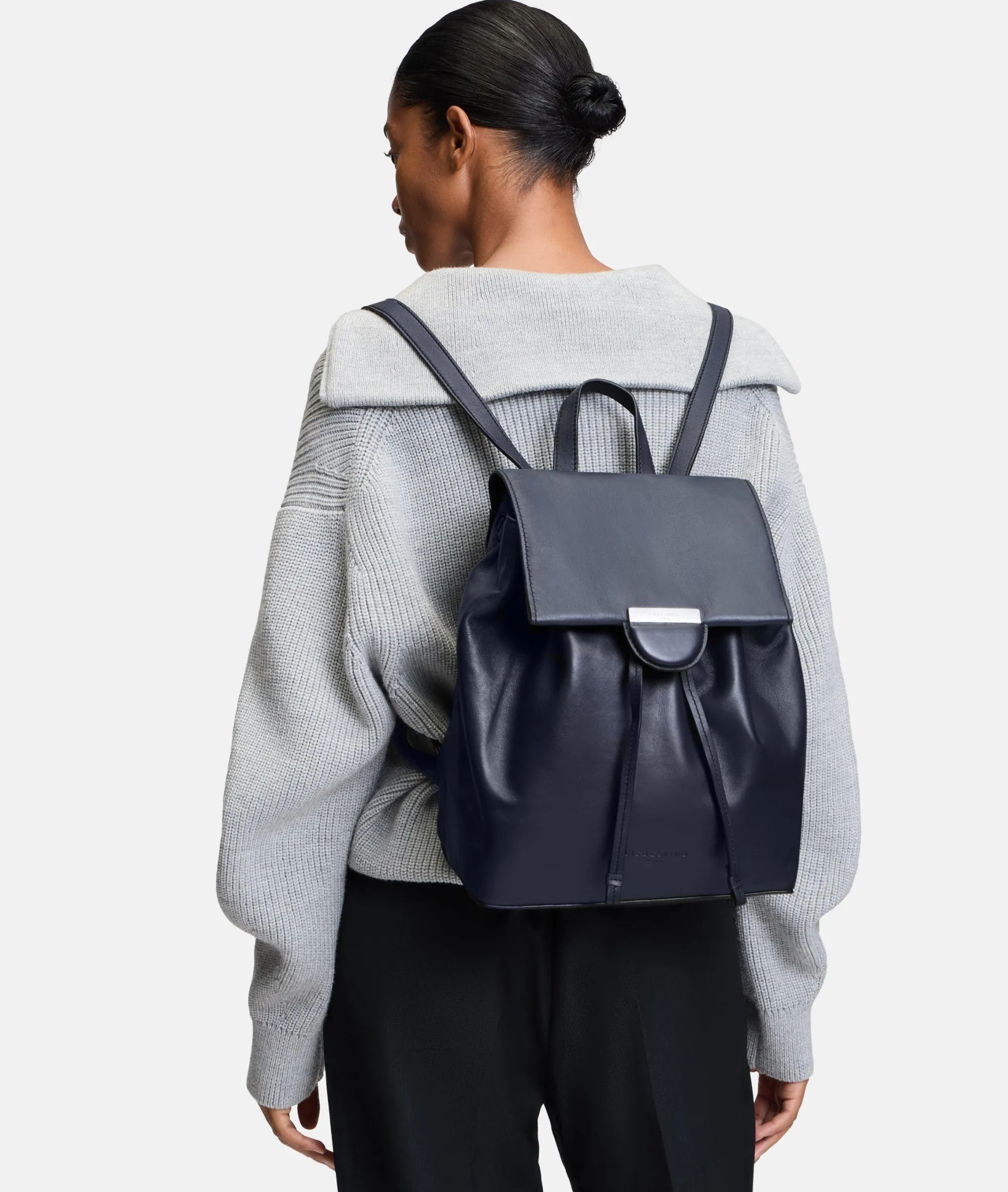 New LIEBESKIND BERLIN Brigid Backpack M navy