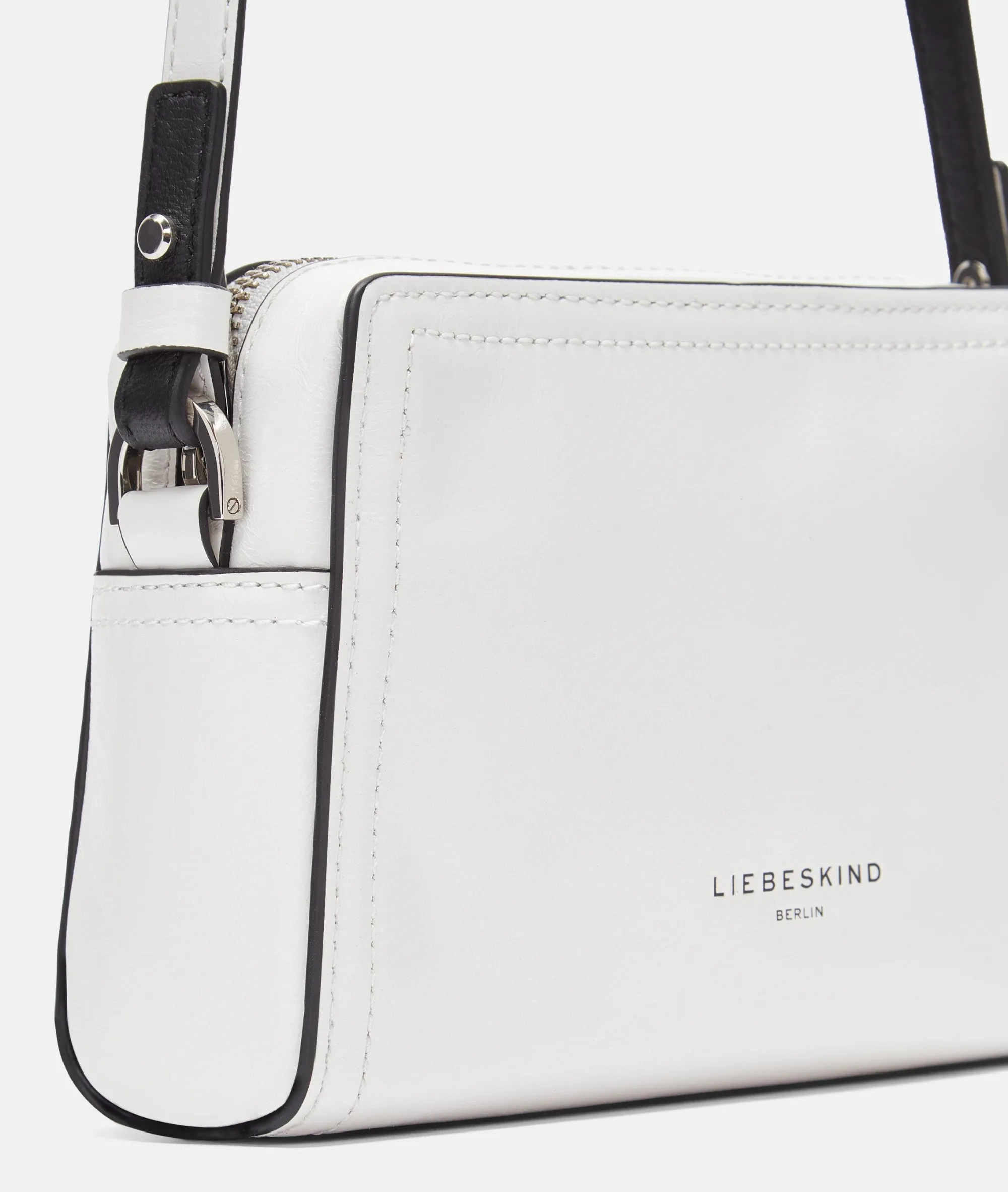 Online LIEBESKIND BERLIN Chudy Crossbody S weiß