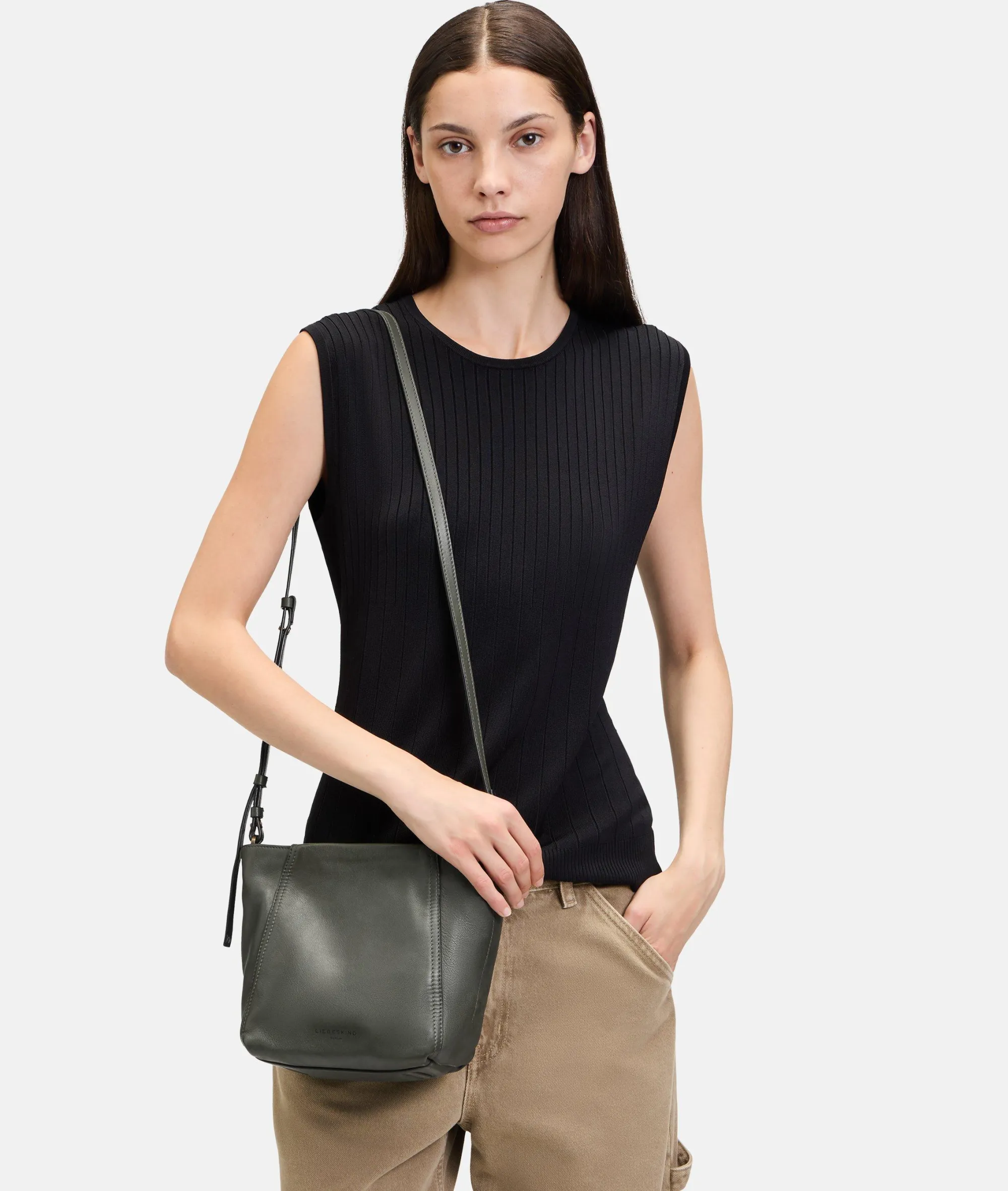 Clearance LIEBESKIND BERLIN Chudy Hobo S olivgrün