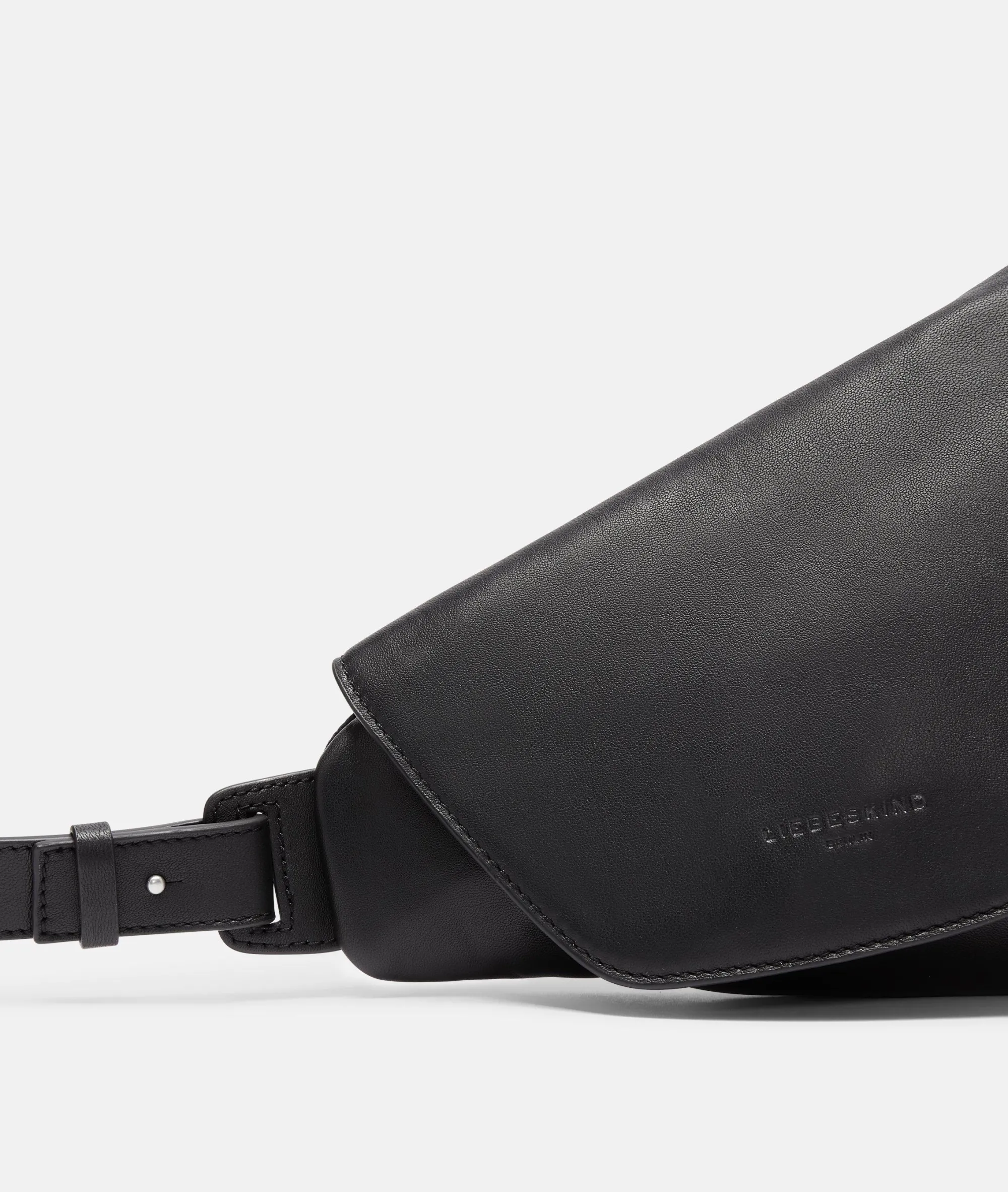 New LIEBESKIND BERLIN Crossbody S schwarz