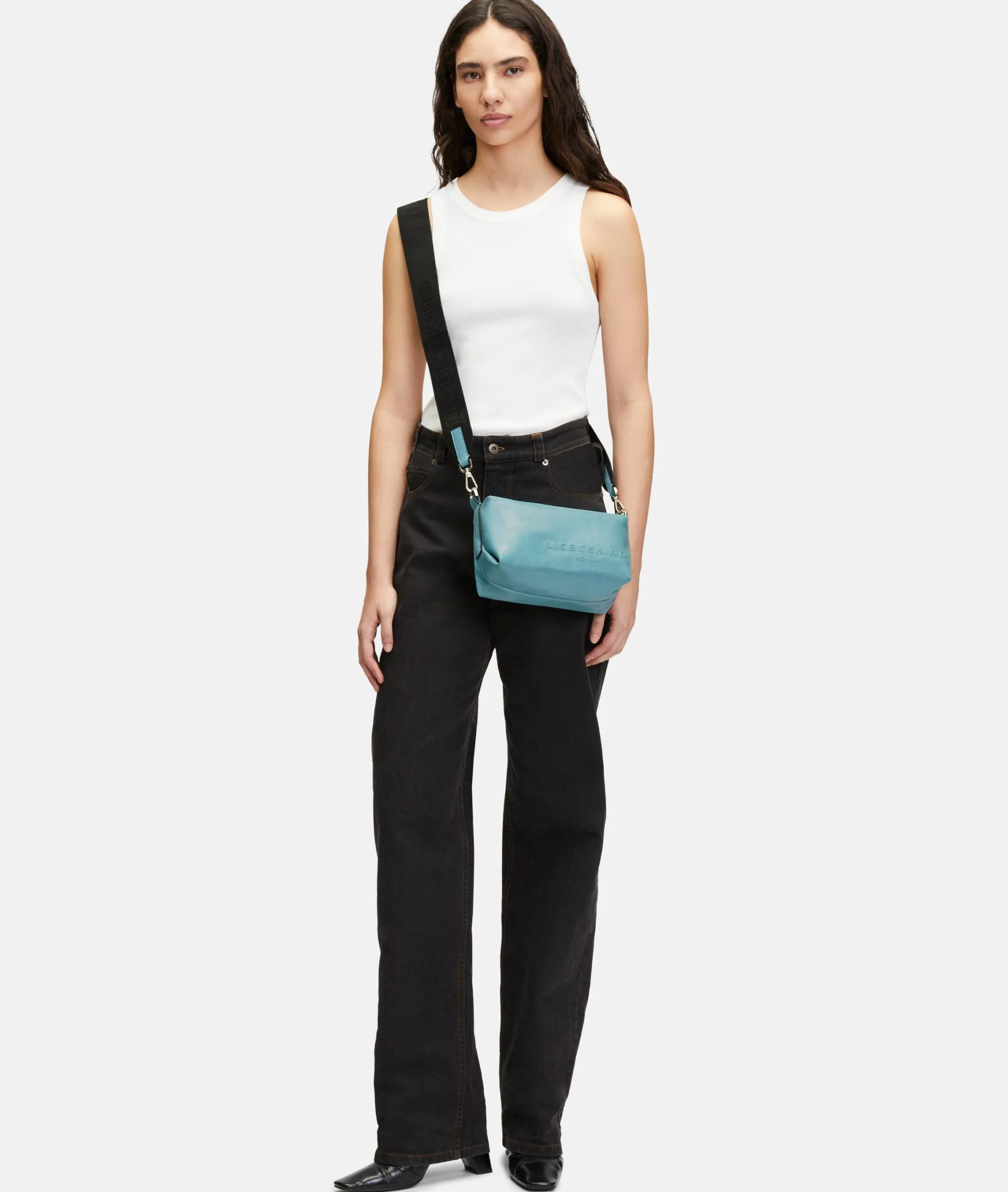 Best LIEBESKIND BERLIN Elvira Camera Bag S azurblau