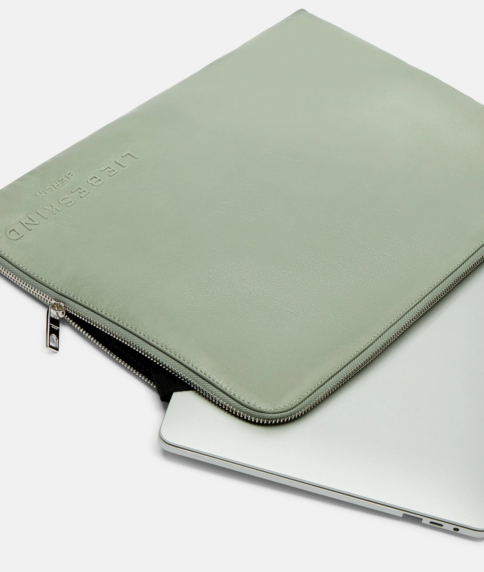 Online LIEBESKIND BERLIN Elvira Laptop Case salbeigrün