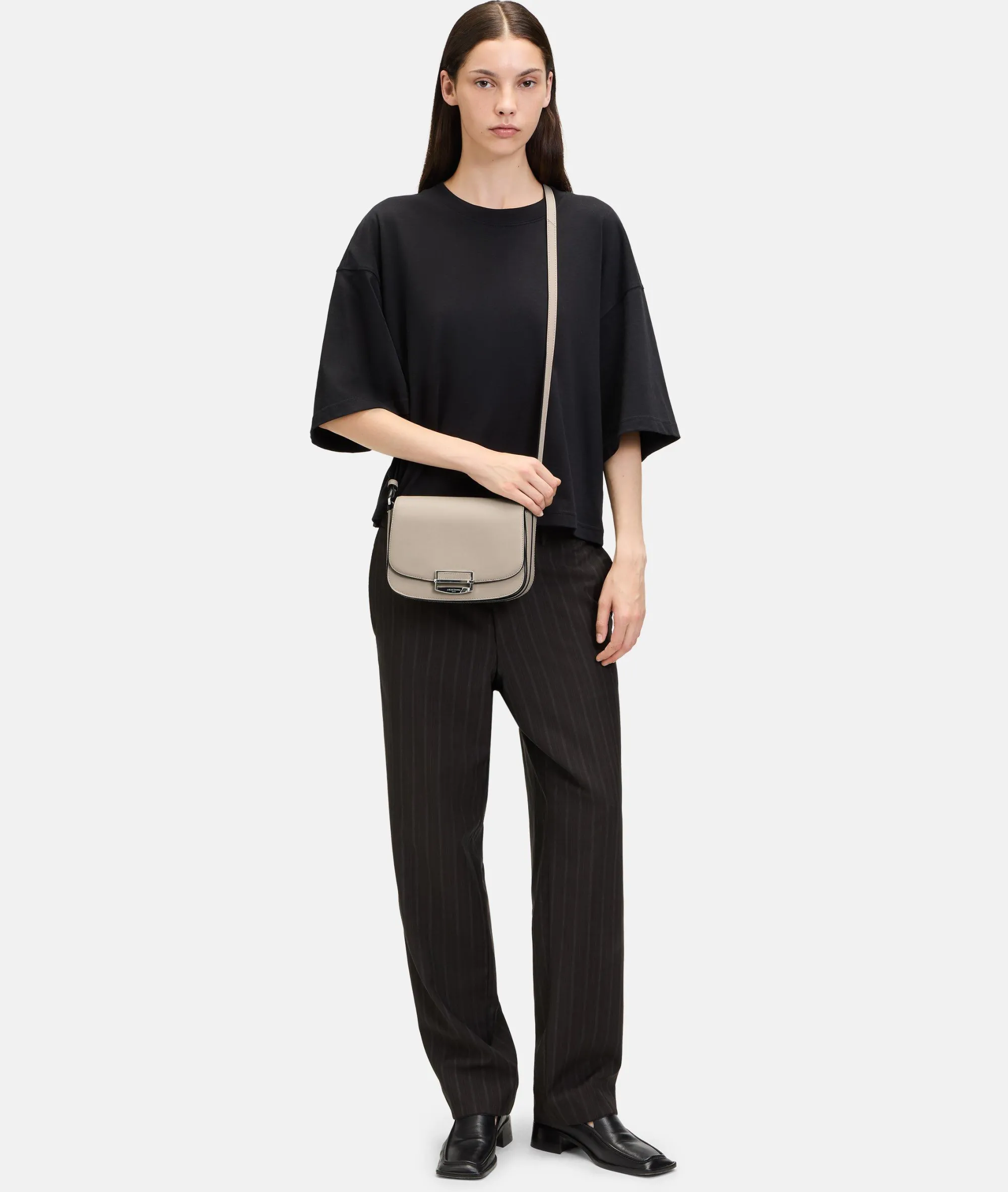 LIEBESKIND BERLIN Ezra Crossbody M beige