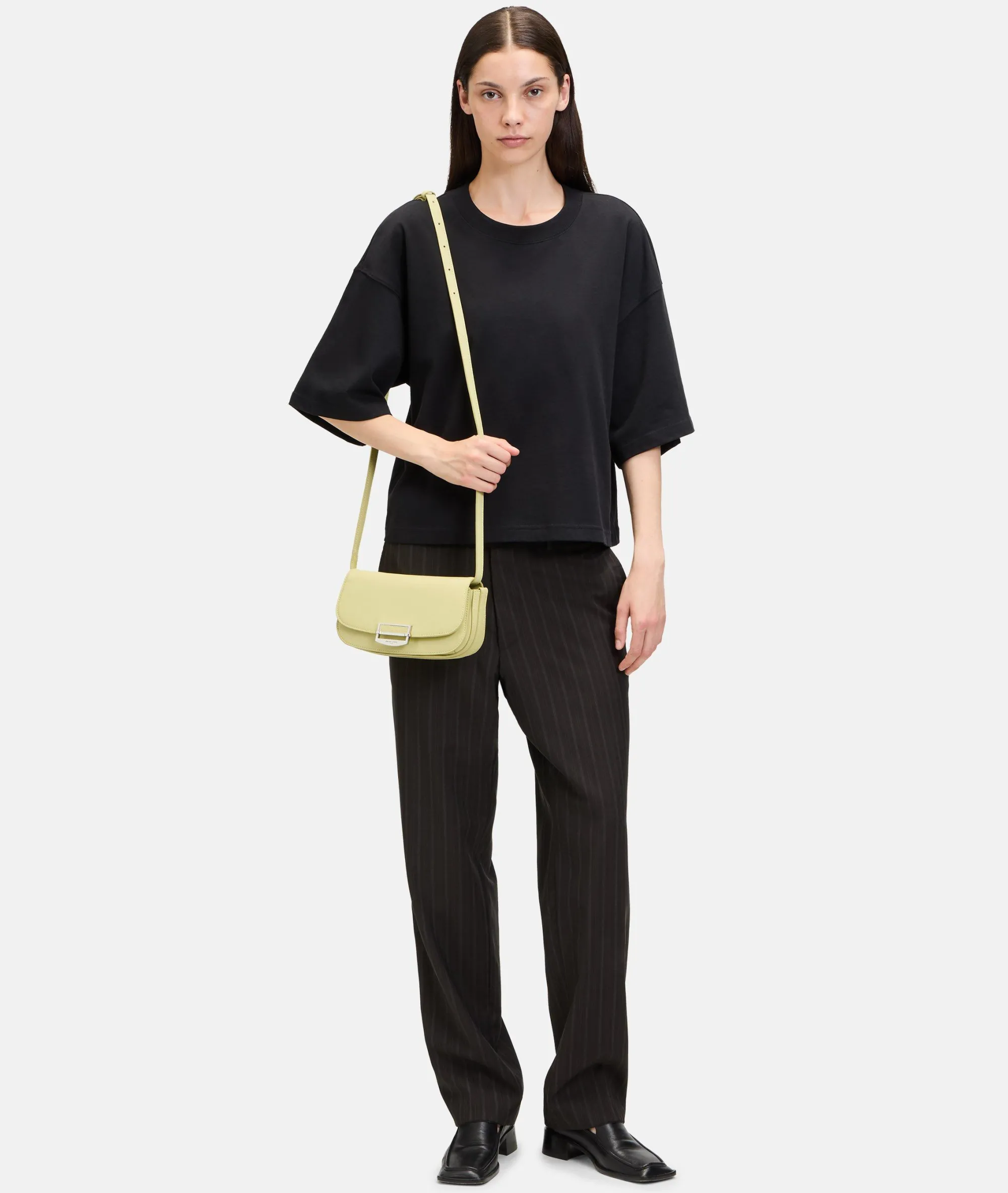 New LIEBESKIND BERLIN Ezra Crossbody S helleszitrone