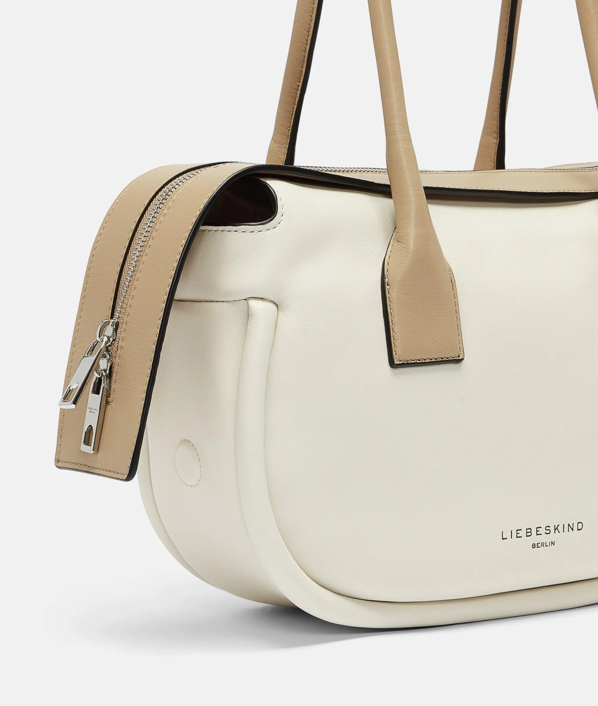 Outlet LIEBESKIND BERLIN Fab Satchel M weiß