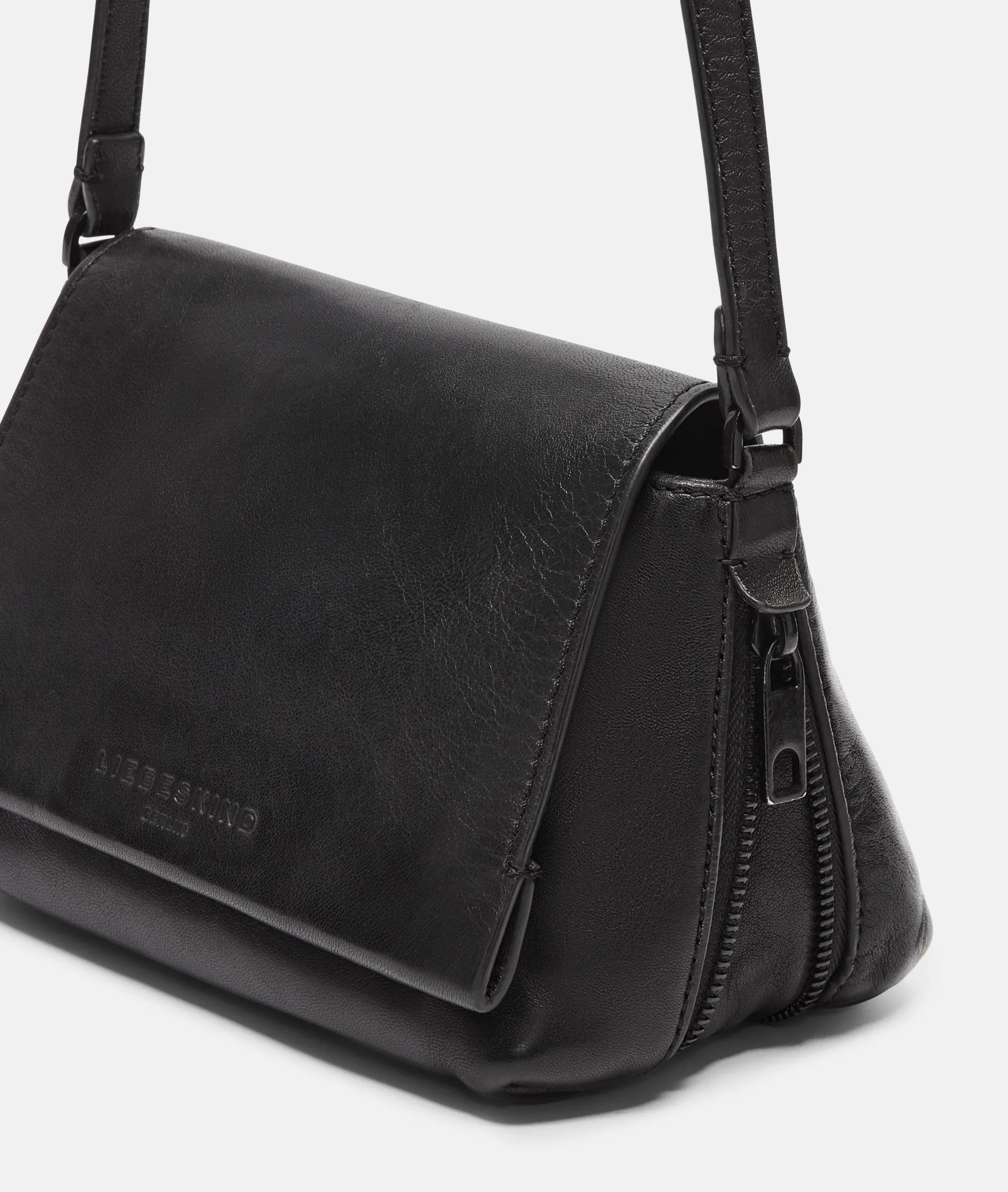 Best LIEBESKIND BERLIN Hera Crossbody S schwarz