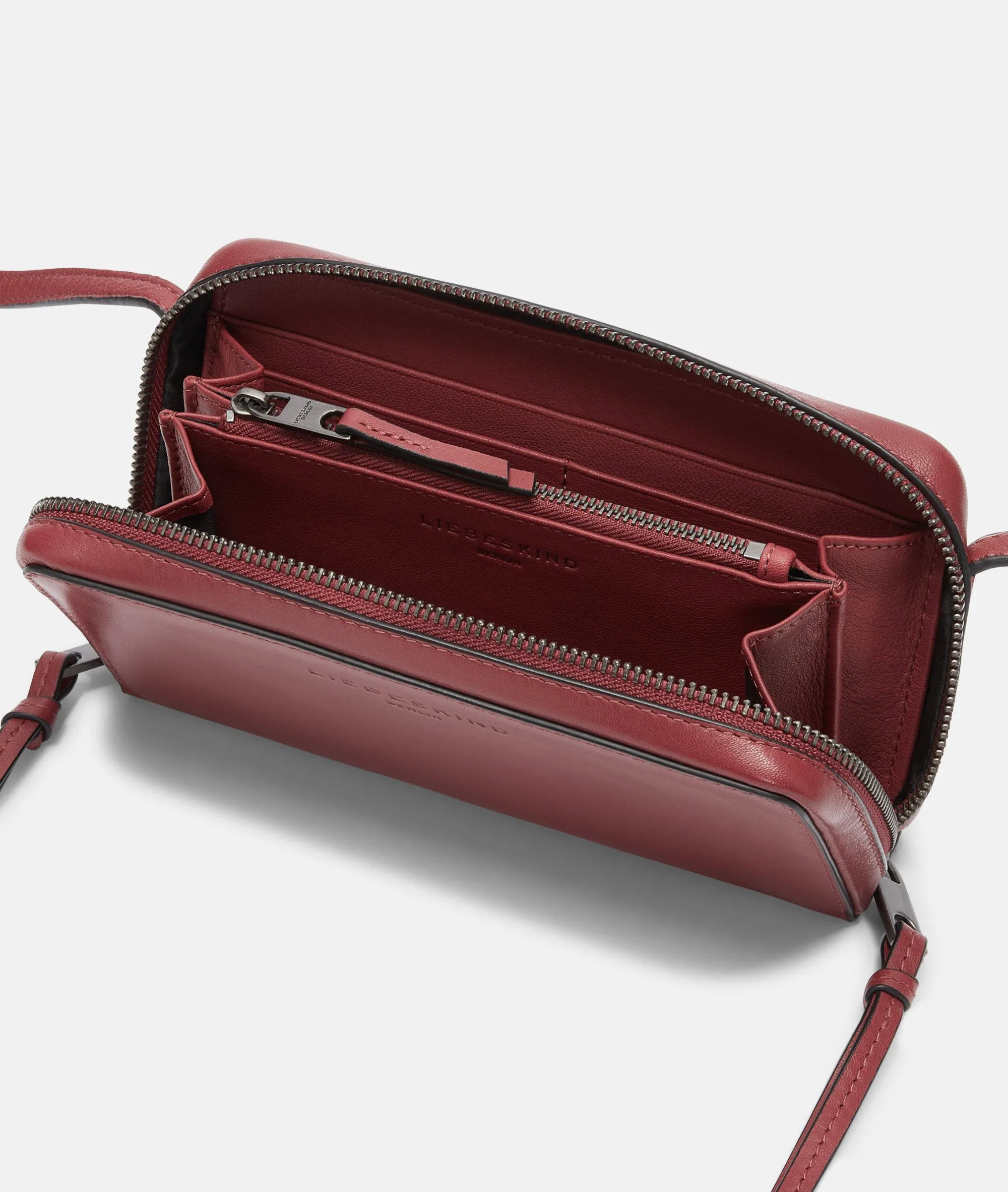 LIEBESKIND BERLIN Hera Crossbody XS bordeaux