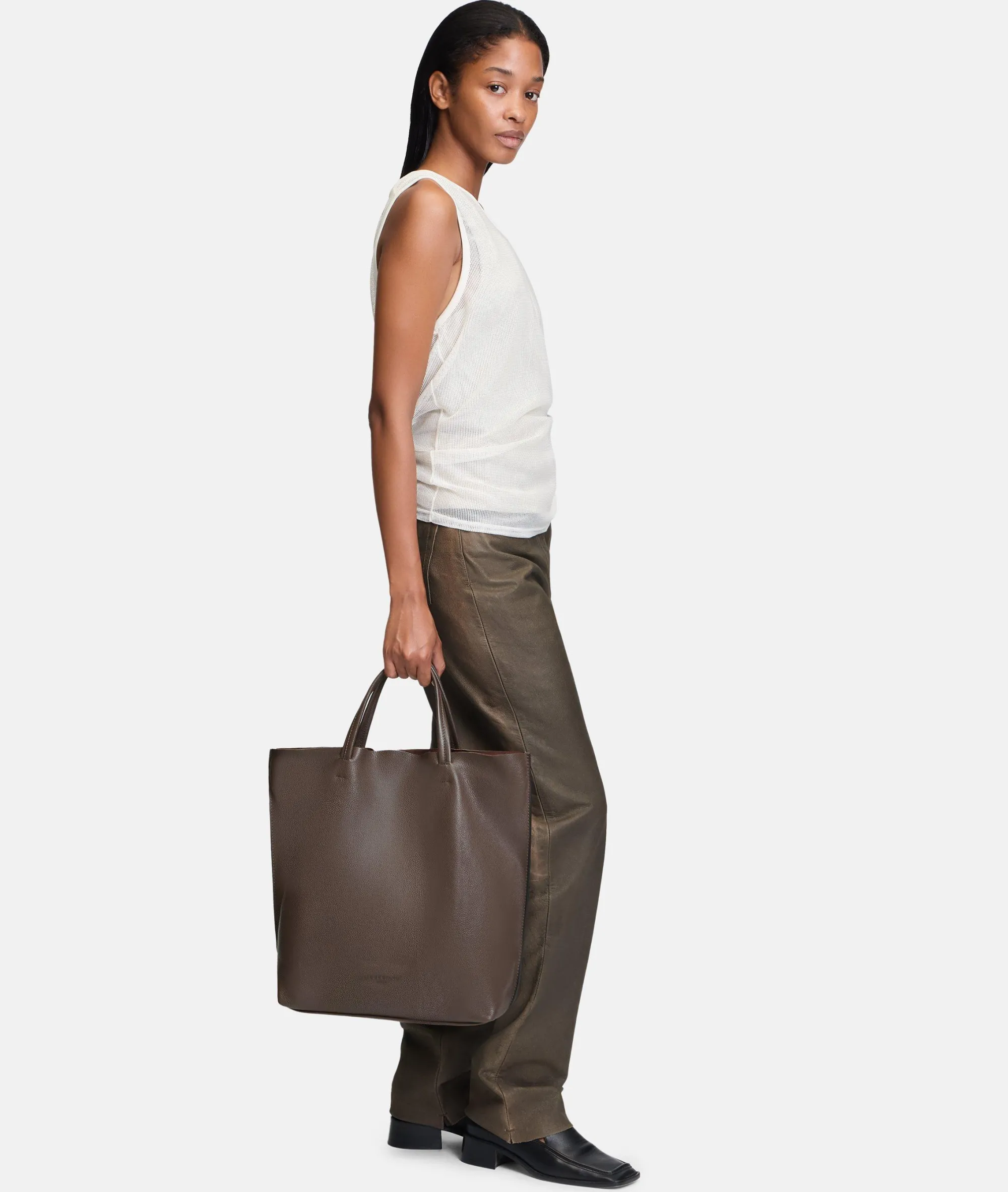 Hot LIEBESKIND BERLIN Hera Tote L zimt