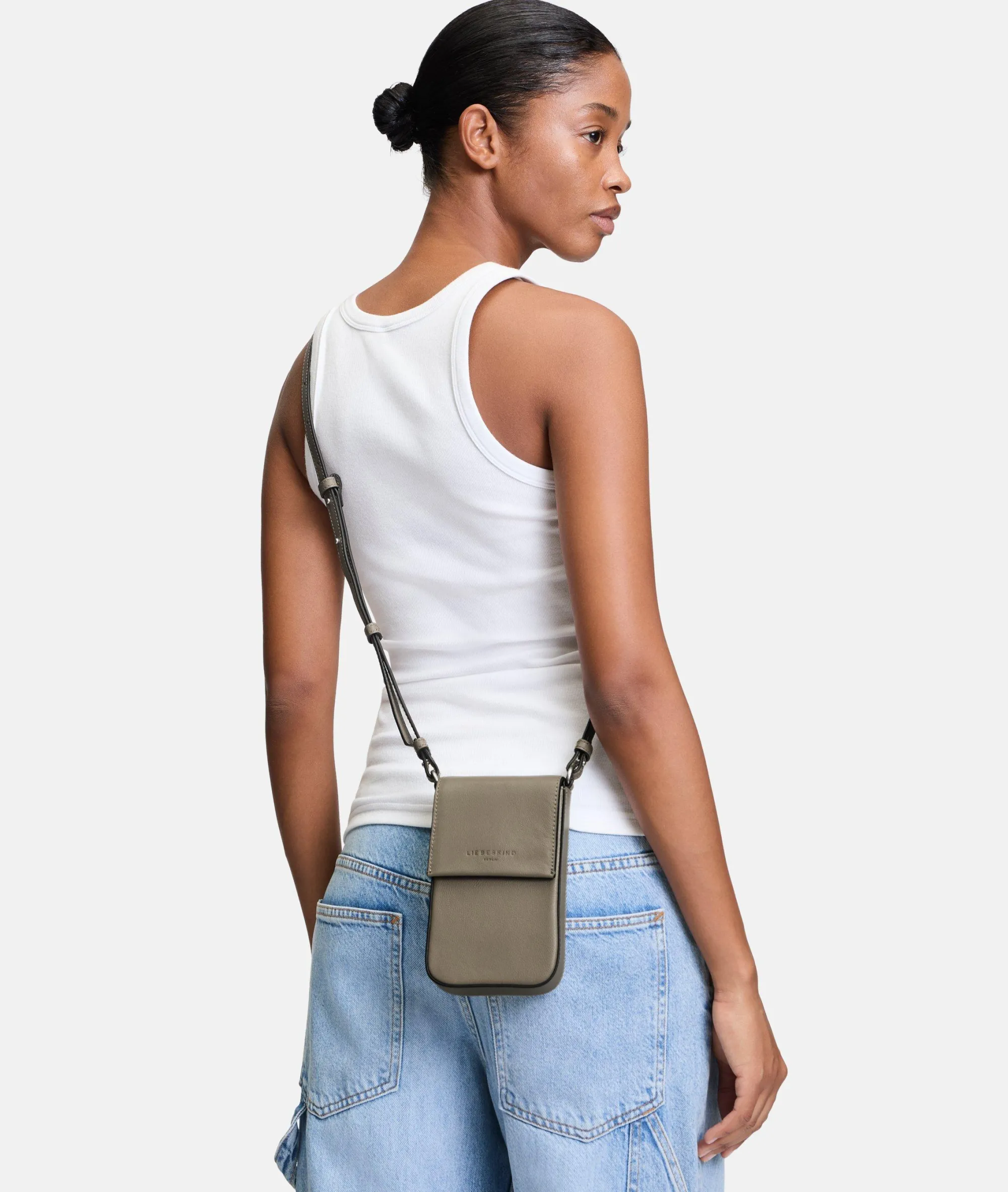 Sale LIEBESKIND BERLIN Lea Mobile Pouch olivgrün