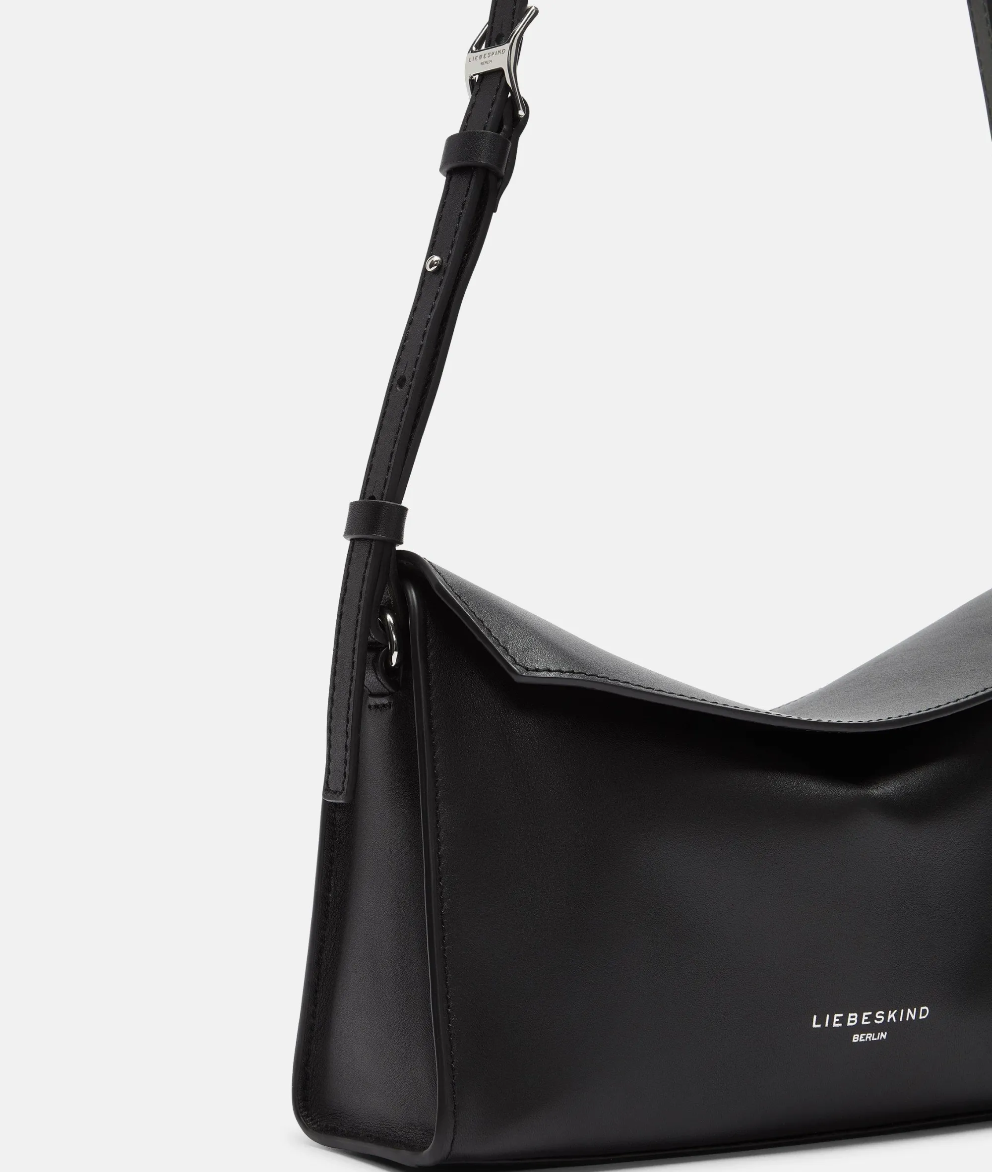 Clearance LIEBESKIND BERLIN Lora Crossbody S schwarz