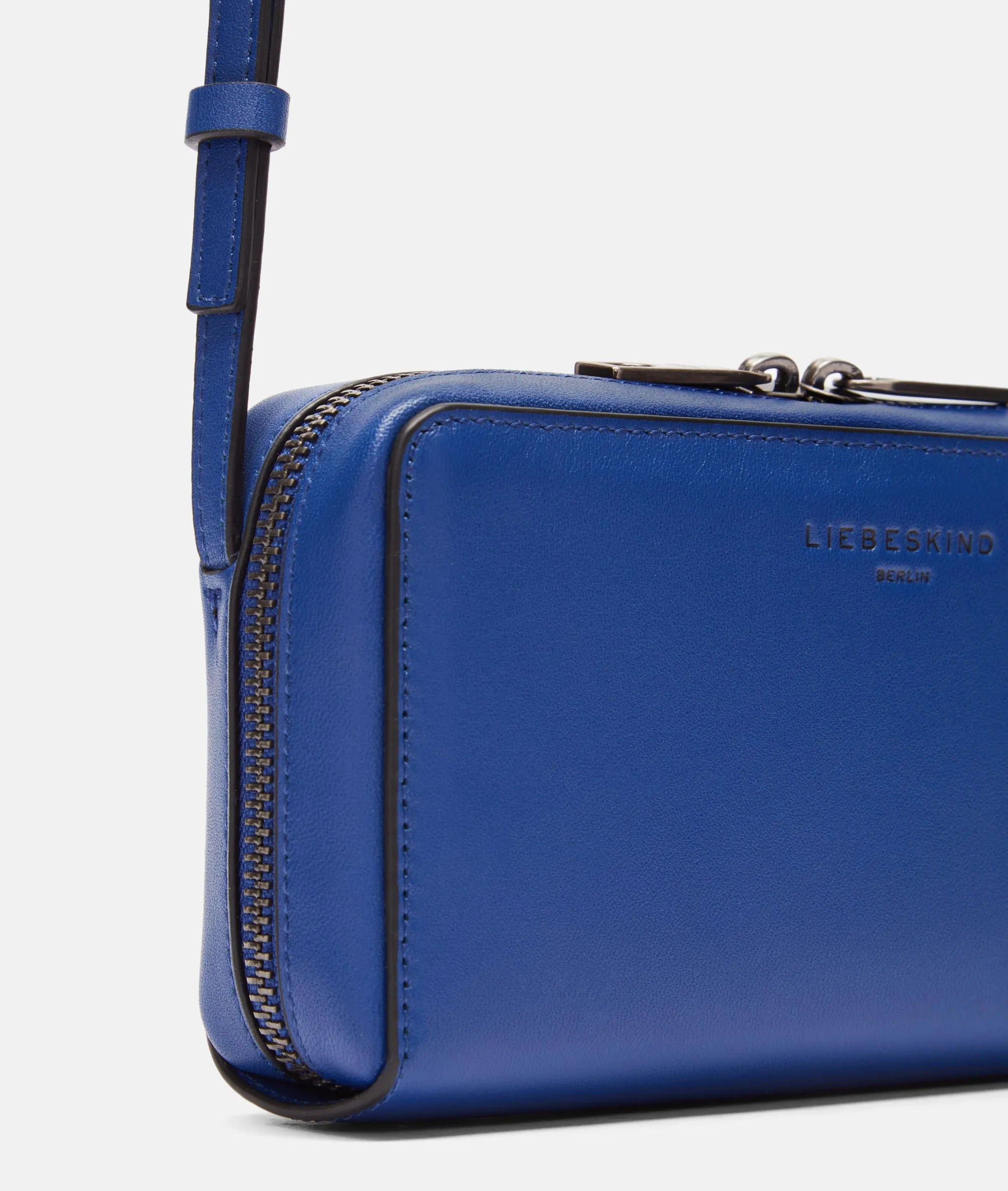 Sale LIEBESKIND BERLIN Lou Crossbody XS royalblau