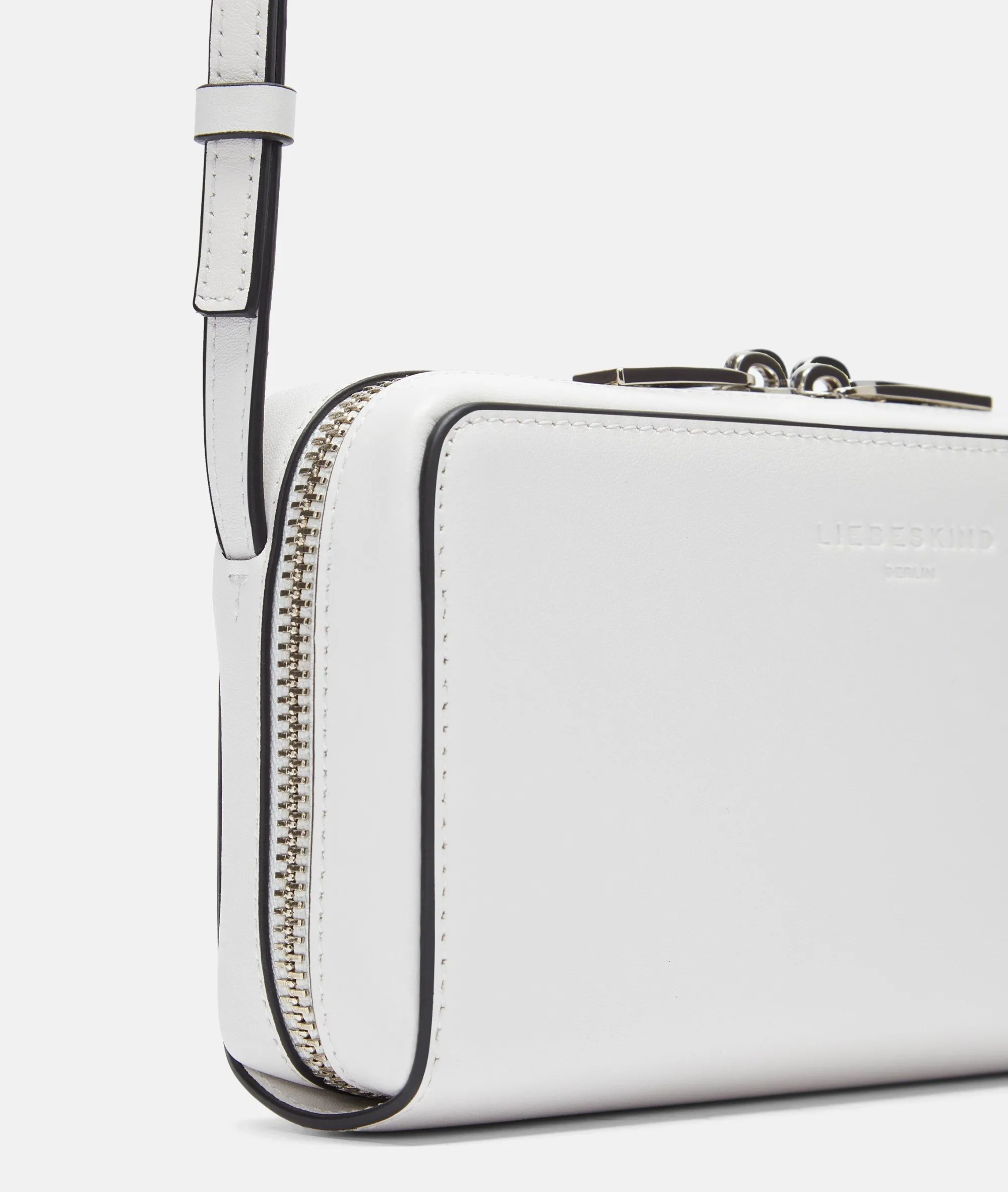 Outlet LIEBESKIND BERLIN Lou Crossbody XS weiß