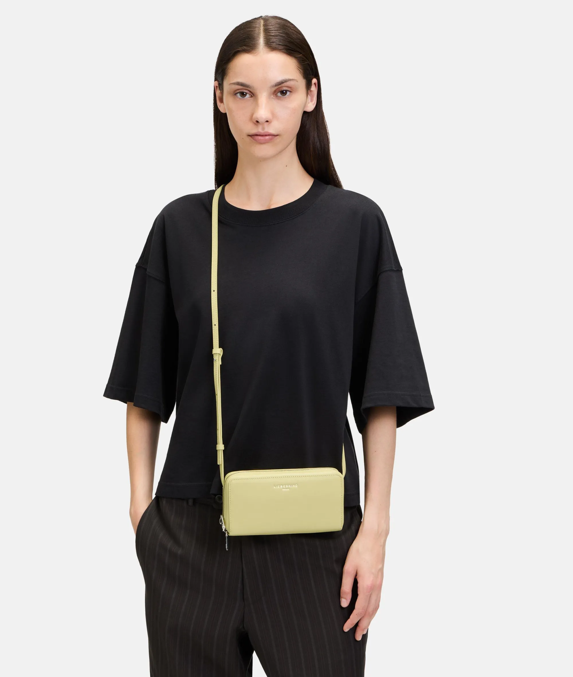 New LIEBESKIND BERLIN Lou Crossbody XS helleszitrone