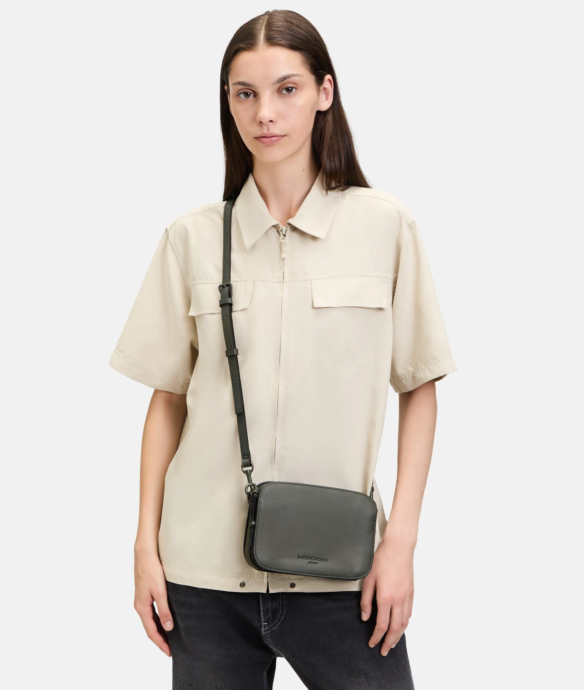 Best LIEBESKIND BERLIN Luka Crossbody olivgrün
