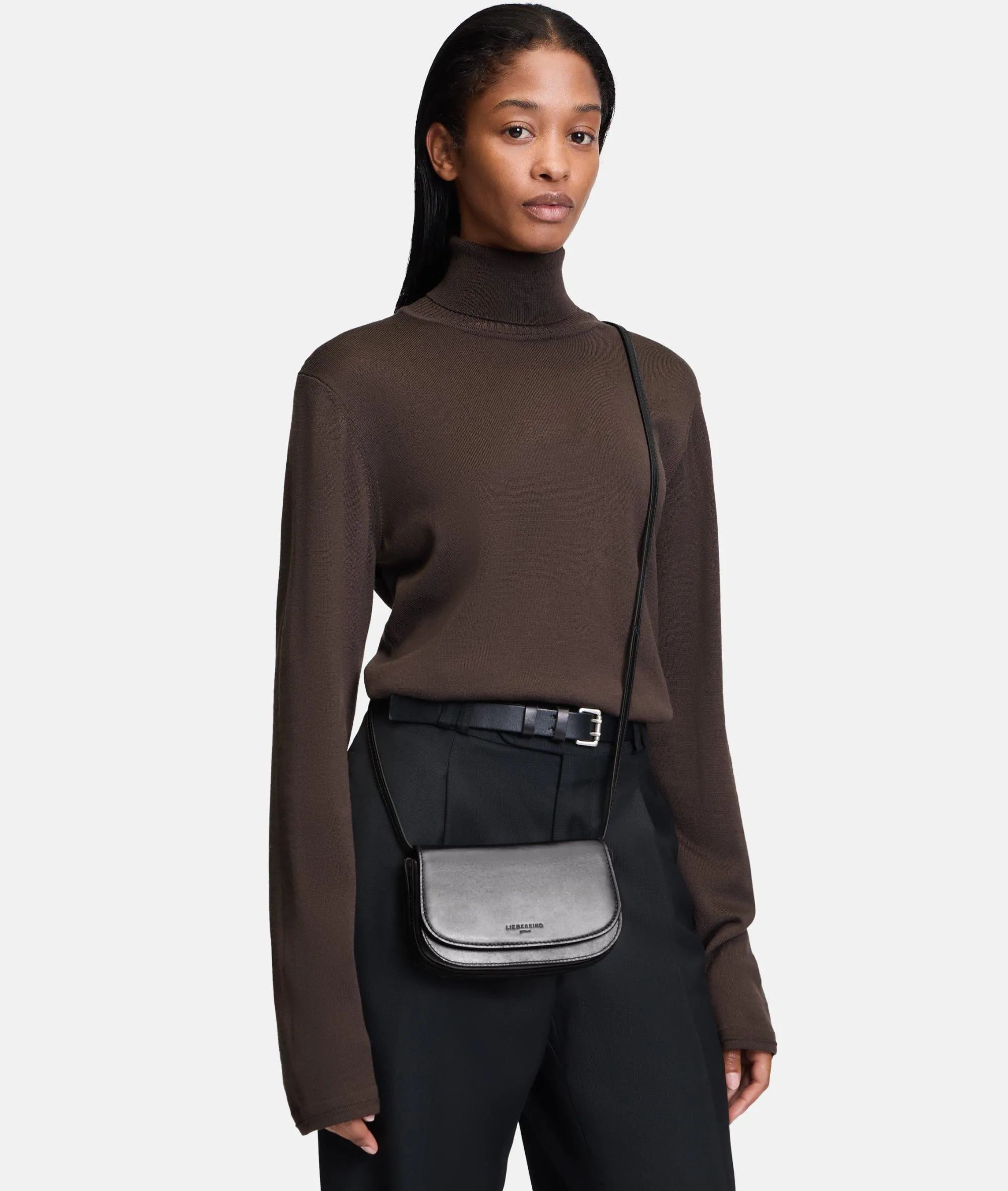 Best LIEBESKIND BERLIN Metallic Ezra Crossbody XS silber