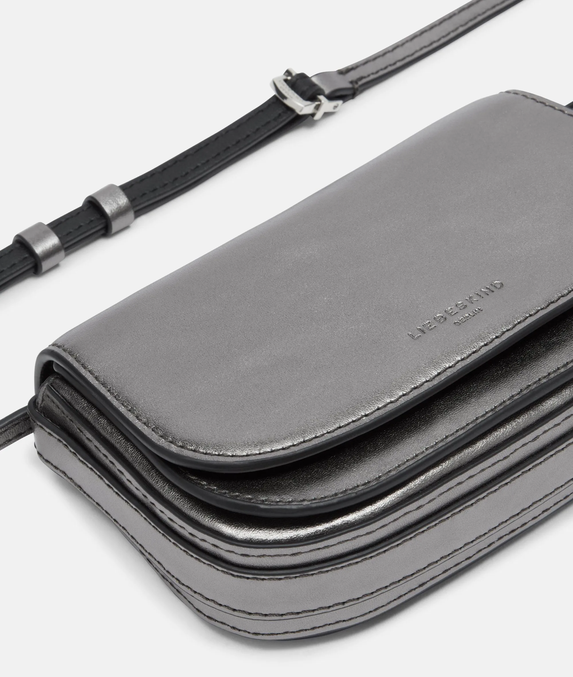 Best LIEBESKIND BERLIN Metallic Ezra Crossbody XS silber