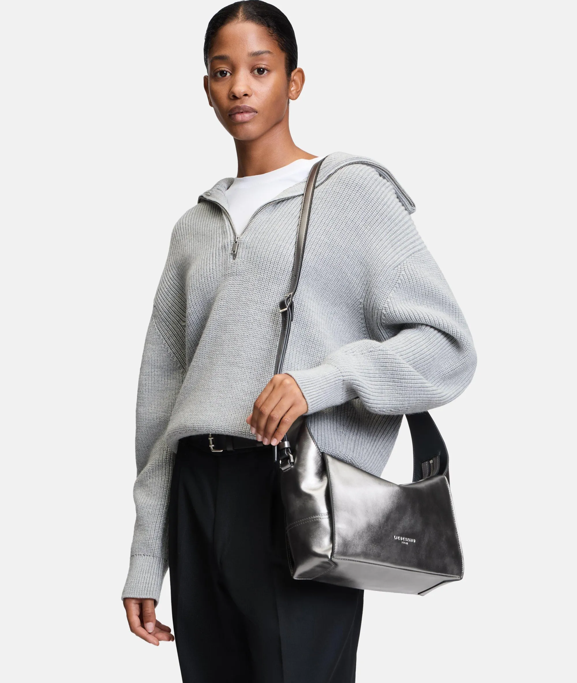 New LIEBESKIND BERLIN Metallic Lou Hobo S silber