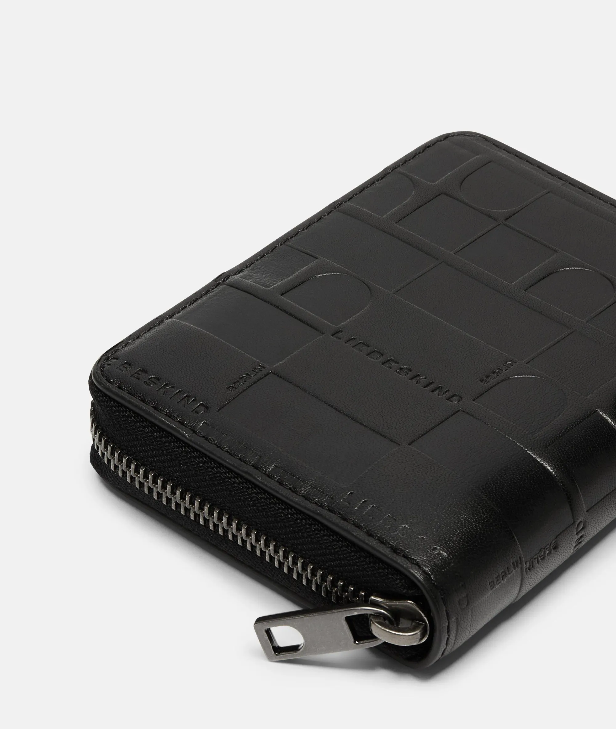Discount LIEBESKIND BERLIN Monogram Conny M schwarz