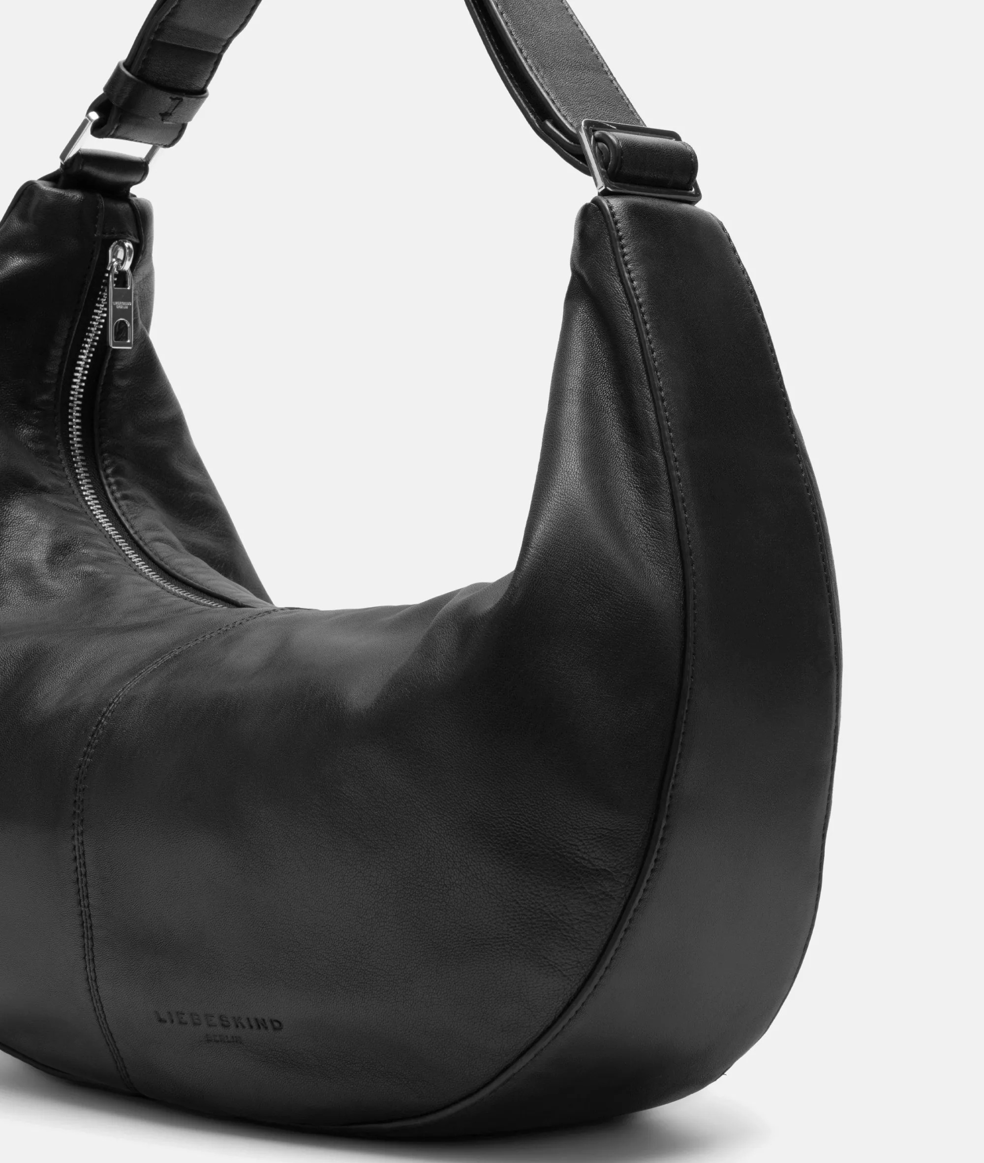 Clearance LIEBESKIND BERLIN Moon Hobo M schwarz