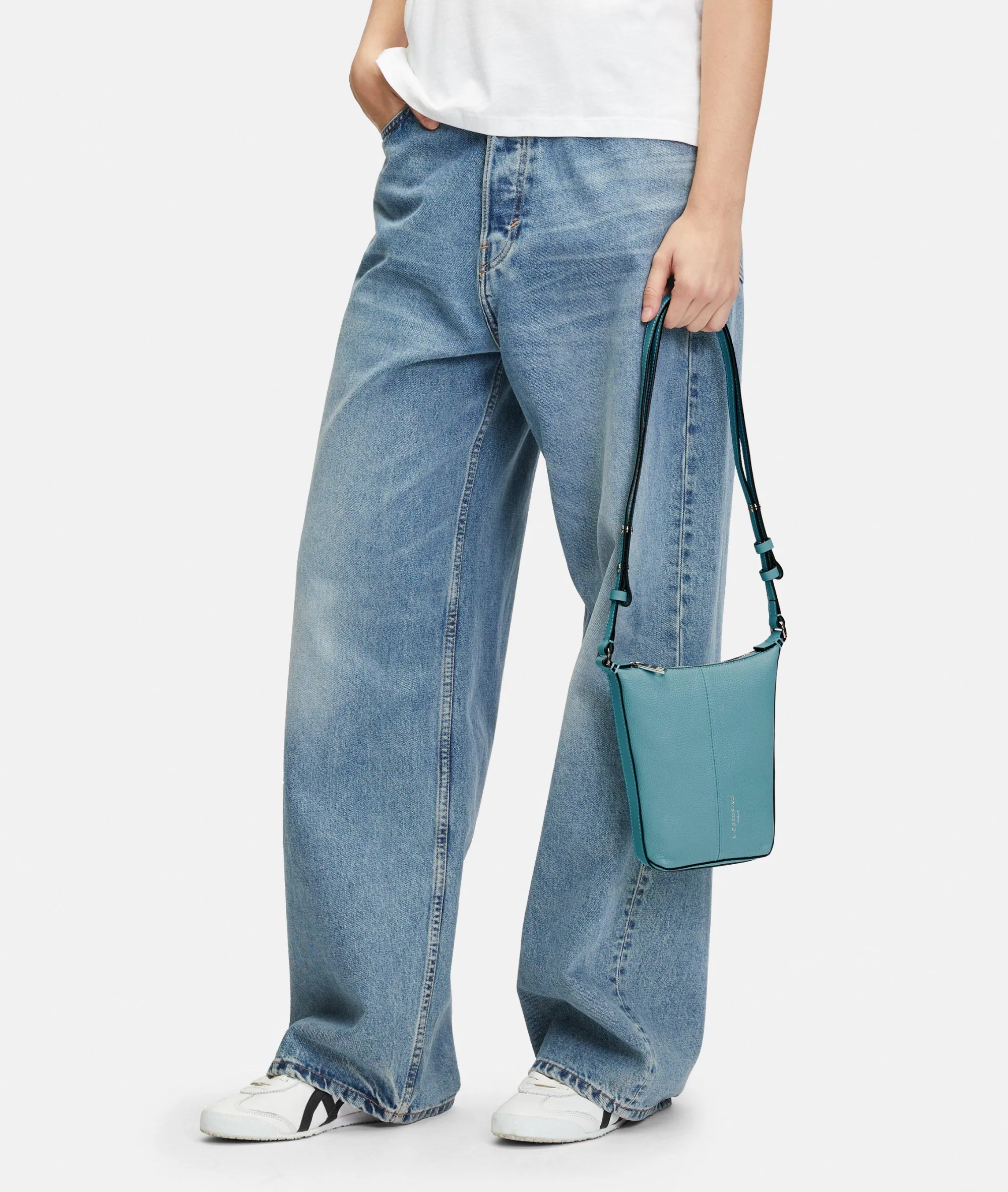 Best LIEBESKIND BERLIN Paris Crossbody XS azurblau