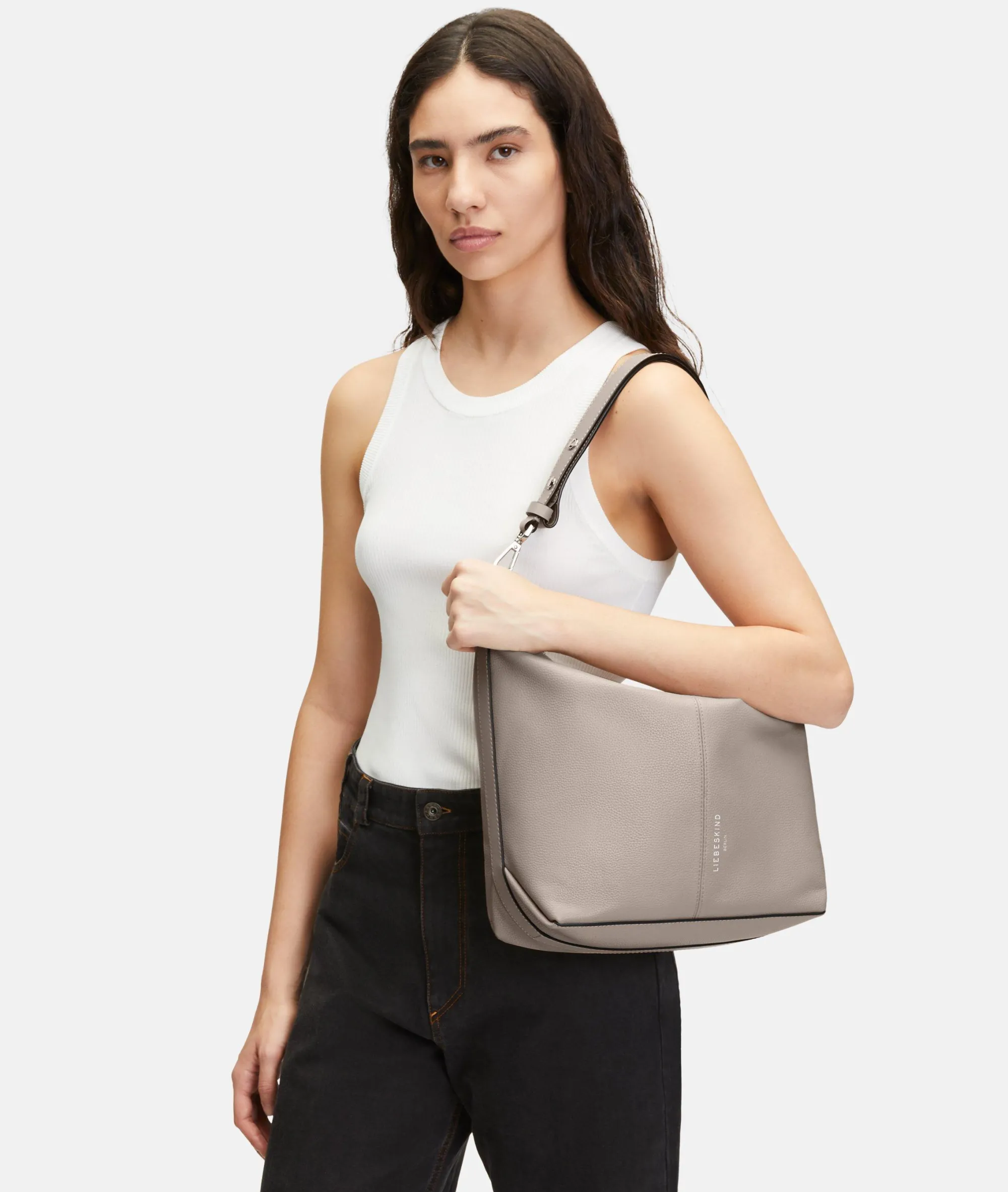 Outlet LIEBESKIND BERLIN Paris Hobo M beige