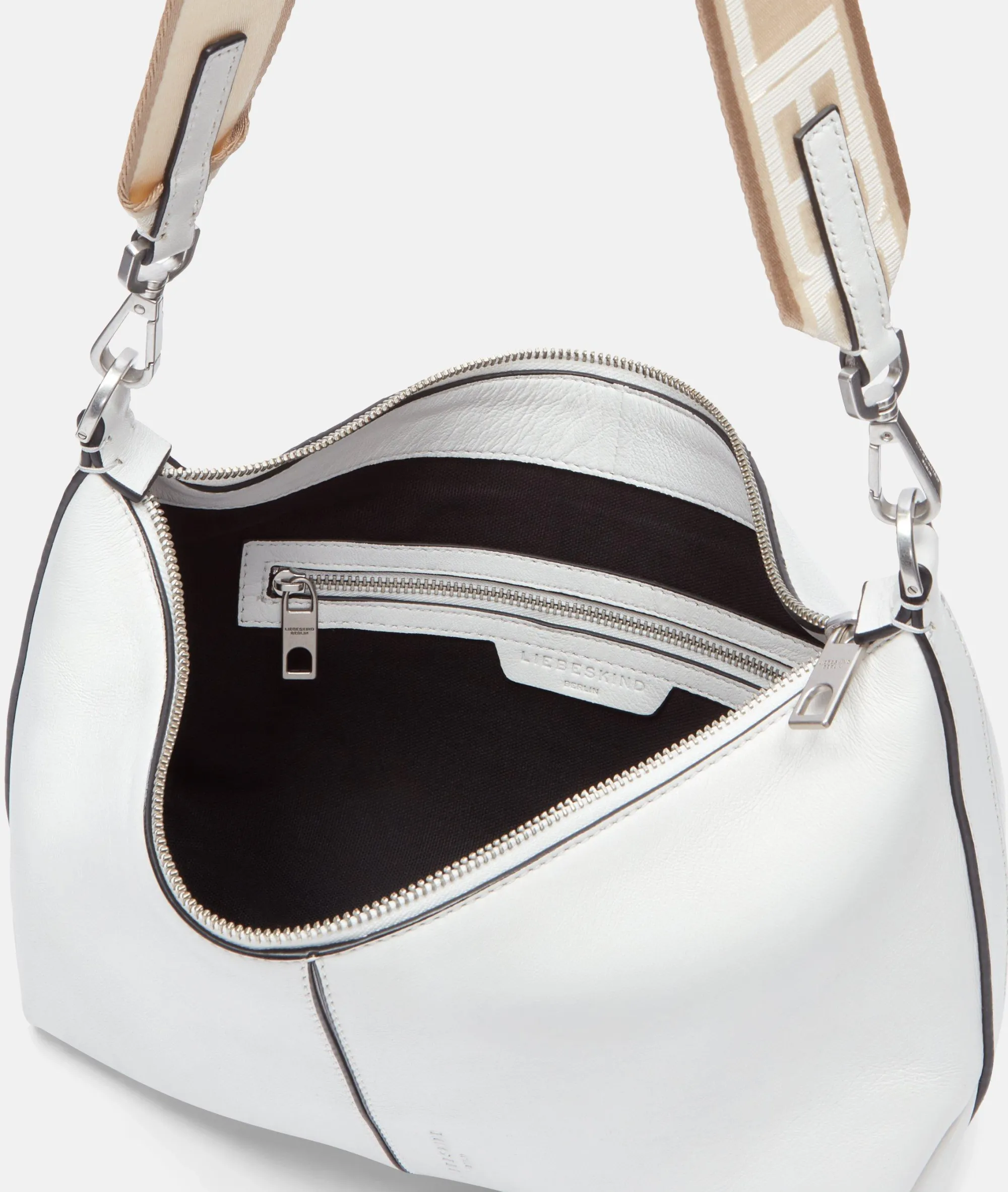 Hot LIEBESKIND BERLIN Paris Hobo S weiß